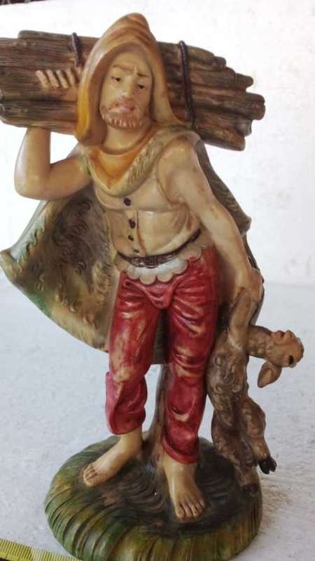 Italian Figures Made from Resin - AMAZING CONDITION