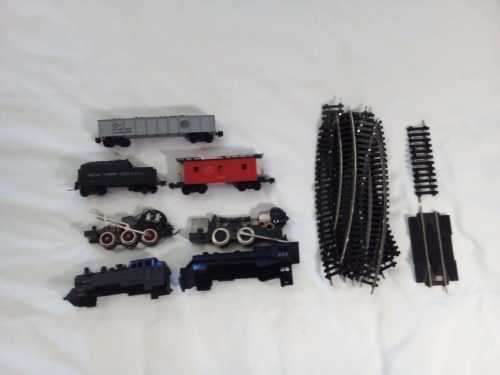 Vintage Marx Train Set 1940 - 14 Tracks Round Track - Sold Display, Parts or spares - Not Tested