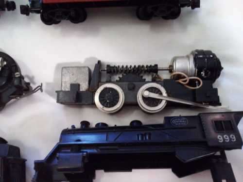 Vintage Marx Train Set 1940 - 14 Tracks Round Track - Sold Display, Parts or spares - Not Tested