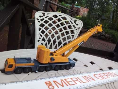 Siku 1886 - Liebherr LTM1400 Mobile Crane - Liebherr Yellow - H0 Scale 1:87 Die Cast Toy - 100% WORK