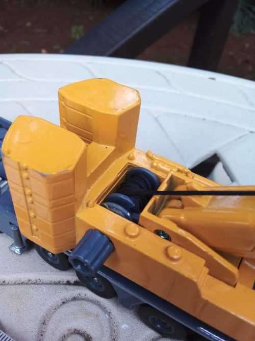 Siku 1886 - Liebherr LTM1400 Mobile Crane - Liebherr Yellow - H0 Scale 1:87 Die Cast Toy - 100% WORK