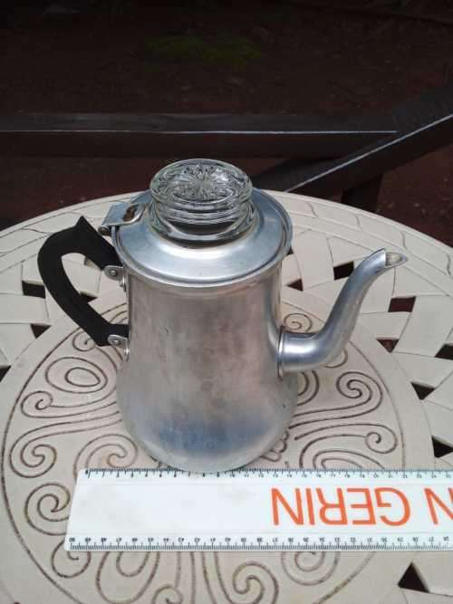VINTAGE PROTEA ENGLAND CRYSTAL GLASS AND ALUMINUM 4 CUP PERCOLATOR COFFEE/TEA POT