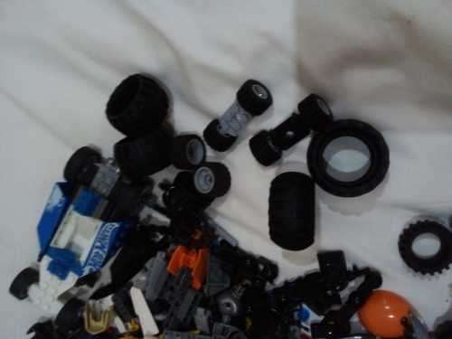 LEGO - ASSORTED LEGO 2KG - AMAZING CONDITION
