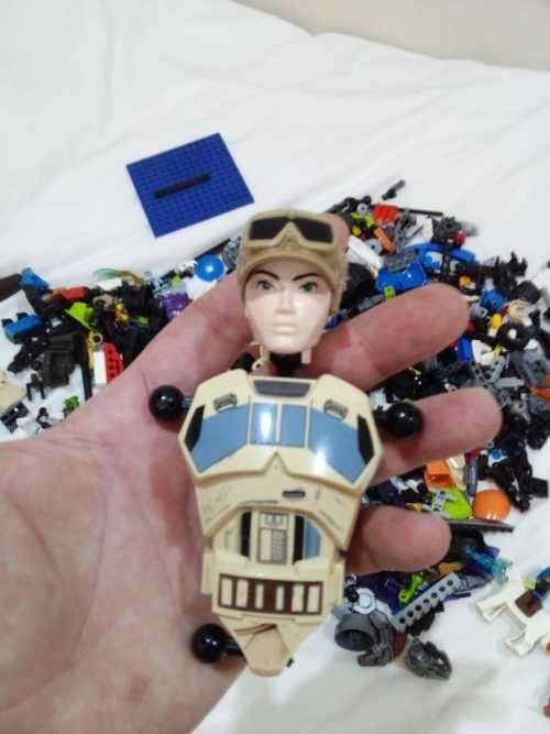 LEGO - ASSORTED LEGO 2KG - AMAZING CONDITION