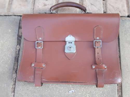 CHENEY LEATHER BRIEFCASE- VINTAGE - MADE IN ENGLAND