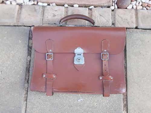CHENEY LEATHER BRIEFCASE- VINTAGE - MADE IN ENGLAND