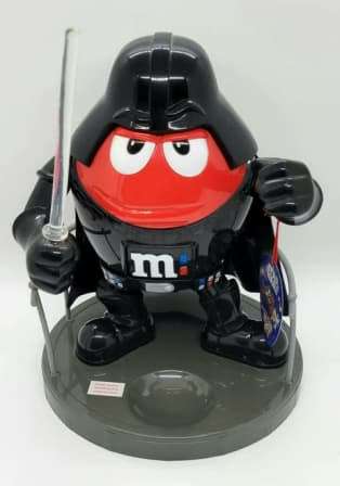 M&M`s Dispenser - Star Wars: Darth Vader (Red MandM) - Working - LIKE NEW AMAZING CONDITION