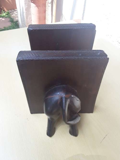 Wooden Elephant Book Ends - AMAZING CONDITION