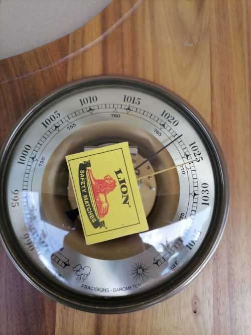 VINTAGE - PRACISIONS - Barometer west germany  - MADE FROM BRASS WITH OAK WOOD - 100% WORKING