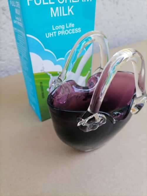 MARANO GLASS PURPLE PURSE AMAZING CONDITION