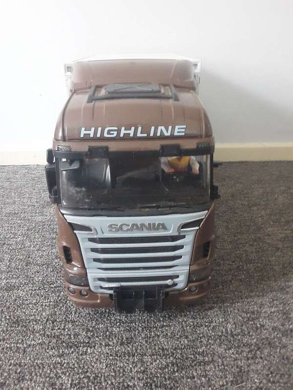 GIGANTIC BRUDER SCANIA TRUCK - BRUDER TOYS GERMANY 2009 - 1864/01 - 10 WHEELER - 60 CM X 25 CM X 18