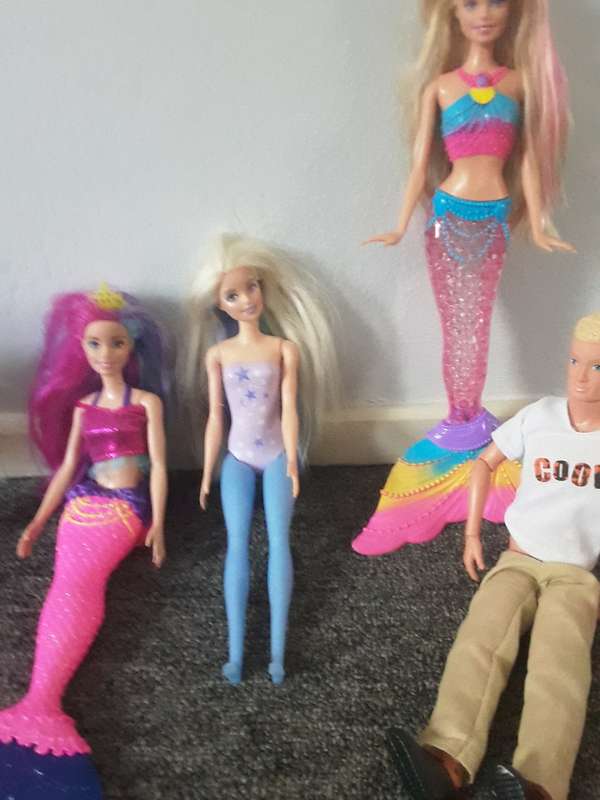 4 Barbie Dolls - Mattel - 1 Simba Kevin Doll