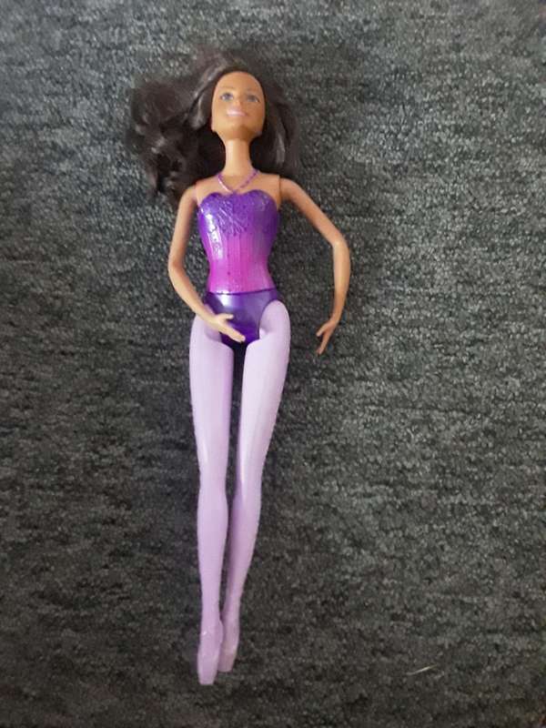 4 Barbie Dolls - Mattel - 1 Simba Kevin Doll