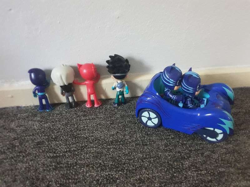 PJ Masks Frog Box eOne with 5 Figures - 100% ORIGINAL AMAZING