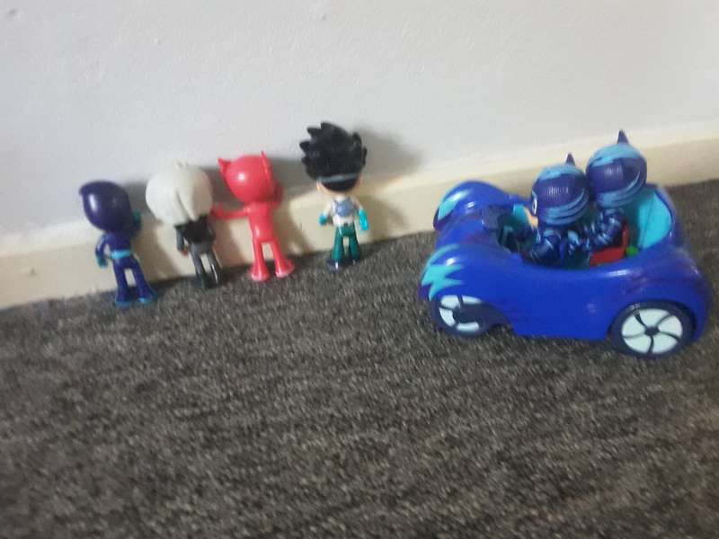 PJ Masks Frog Box eOne with 5 Figures - 100% ORIGINAL AMAZING