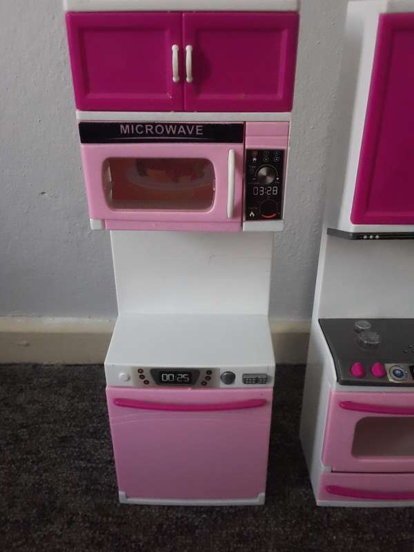 2 x Girls Kitchen Cabinets Toys, Grocery Cupboards, Microwave, Stove, Washing machine