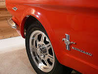 Mustang Pool table