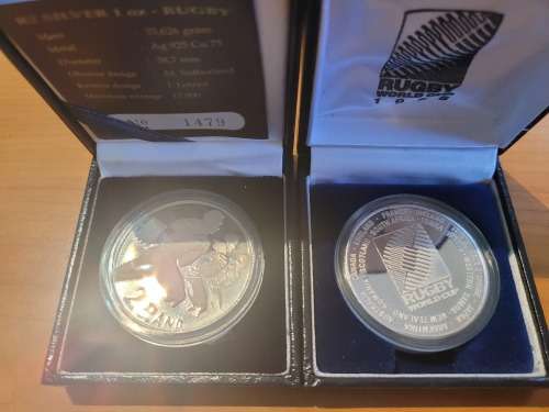 South Africa 1995 Rugby Worl Cup 1oz and 2R silver proof coins in origonal blue boxes, very fine