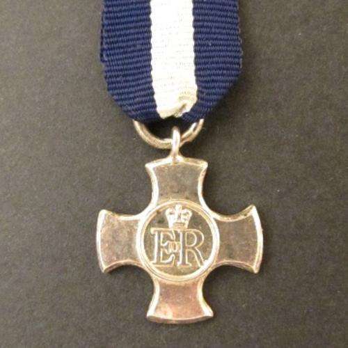 Distinguished Service Cross (Elizabeth Reign) Miniature.
