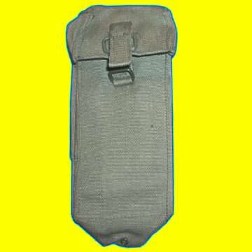 R4  Webbing Pouch - Border War Period.