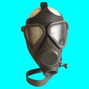 S.A.D.F  Gas Mask As Used By The Recces And Paras.