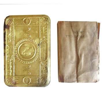 First World War - 1914 Queen Mary Christmas Gift Tin With Miniature Bible - New Testament.
