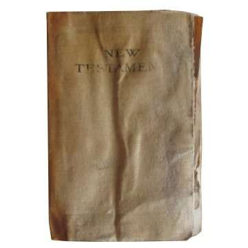 First World War - 1914 Queen Mary Christmas Gift Tin With Miniature Bible - New Testament.