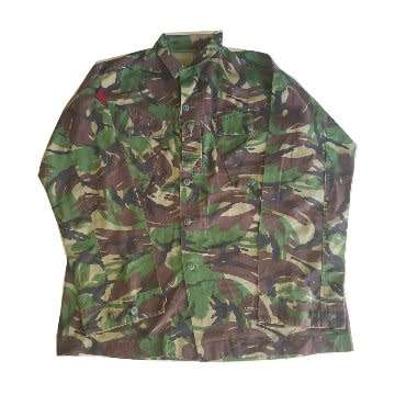 British Camo Shirt with Regiment Badges, see pictures. Size XL.