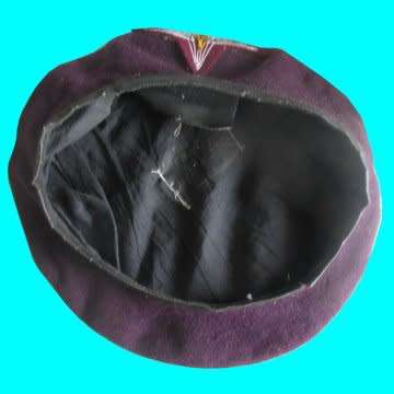 Parabat Beret 1st Para Bat Battalion With 100% Original Badge.