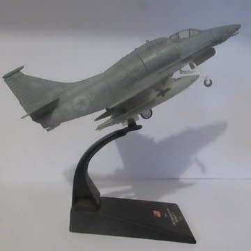U.S.A - 1981 Douglas A-4M Skyhawk ll - Scale 1:72