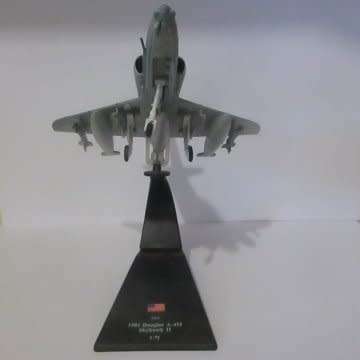 U.S.A - 1981 Douglas A-4M Skyhawk ll - Scale 1:72