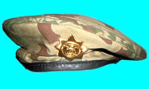 Old Koevoet/SAP Camo Beret wih Early SAP Badge.