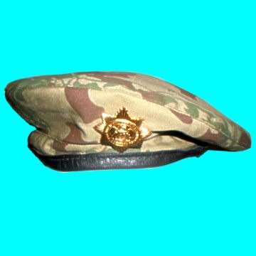 Old Koevoet/SAP Camo Beret wih Early SAP Badge.