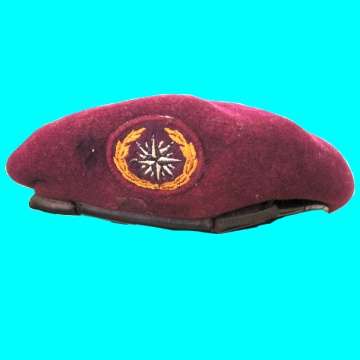 Old Recce Beret With Small Copy Compassrose Badge.