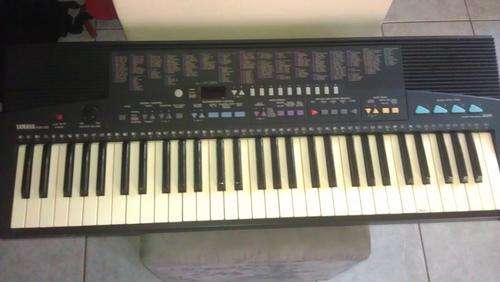 Yamaha PSR-310 Keyboard