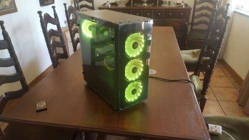 i5 6th Gen Gaming PC 8GB DDR4 RX570 RGB TEMPERED GLASS CASE!