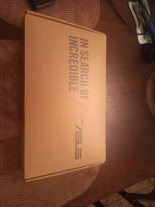 ASUS M515 M515DA-582G0W AMD Ryzen 5 | 16GB RAM | 256GB SSD | Radeon Vega 8 | 15.6-inch