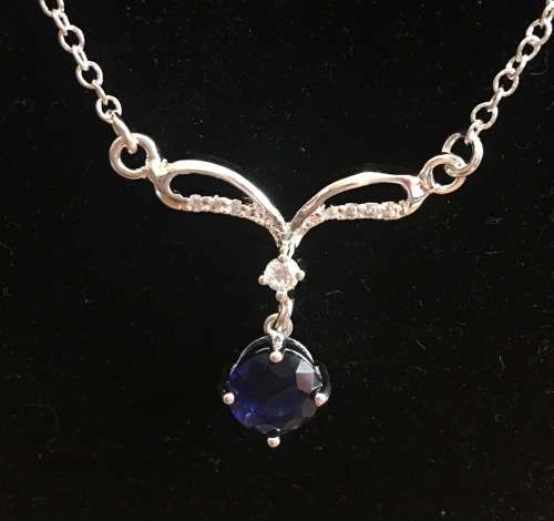 Elegant Sim Sapphire Set in 925 Sterling Silver Pendant with Matching Neck Chain Imported Filled
