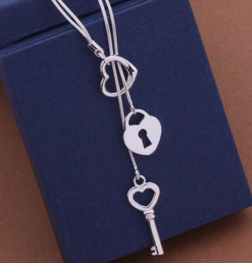 Absolutely Gorgeous 925 Sterling Silver Charm Necklace Imported Filled Jewelry