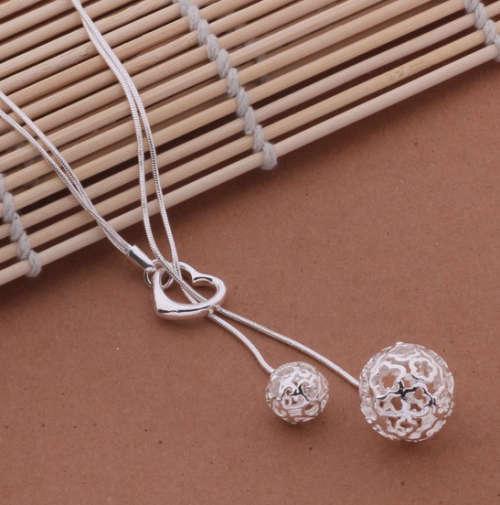 Absolutely Gorgeous 925 Sterling Silver Charm Necklace Imported Filled Jewelry