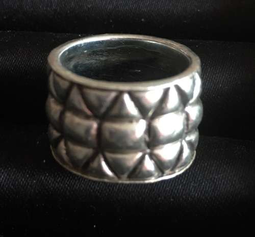Gorgeous Genuine Solid Heavy 925 Sterling Silver Wedding/Engagement Ring