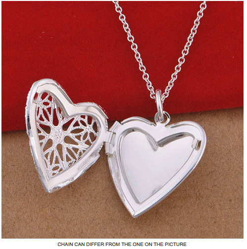 Impressive Locket  in 925 Sterling Silver & Matching Neck Chain Imported Filled with 925 Marking