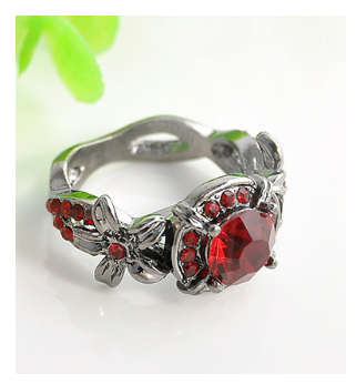 Gorgeous Sim Red Garnet Set in 18ct Black Gold Imported Filled Ring