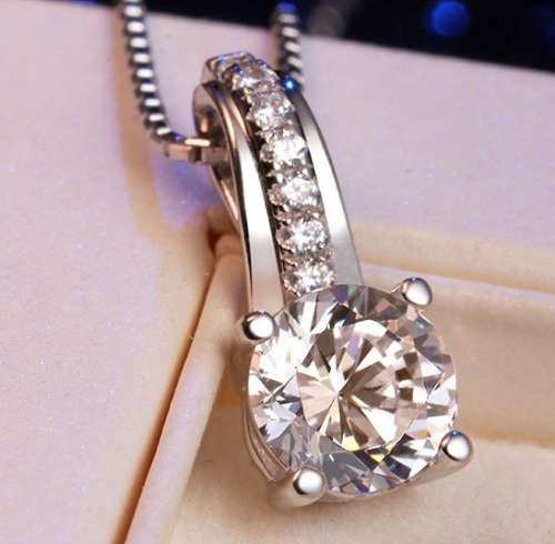 Petite Yet Sexy **SissyGirls** Sim.Diamonds Pendant with Free Matching Neck Cain