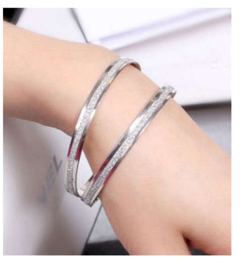 Gorgeous 6mm Imported 2 Gold or 2 Silver Glitter Bangles