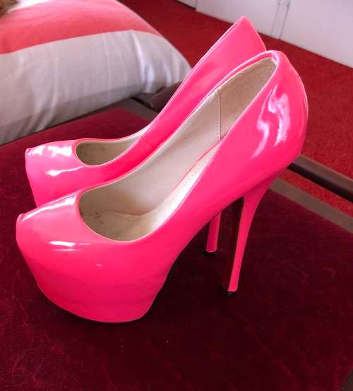 LENG YAN NYLANG IMPORTED PINK LADY SHOES