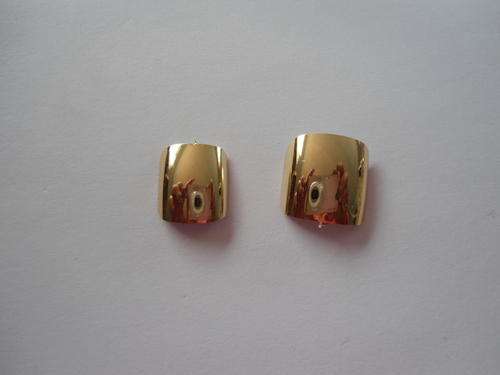 GOLD TOE NAILS