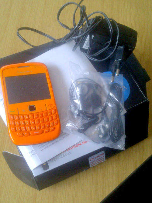Orange Blackberry Curve 8520