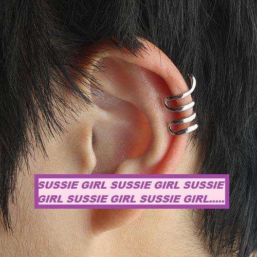 AWESOME AND FUNKY 925 SILVER EAR CLIP