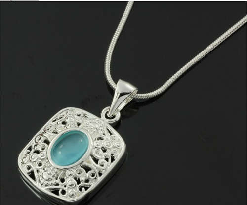 @@@@ BEAUTIFUL PENDANT SET IN 925 STERLING SILVER WITH NECK CHAIN @@@@